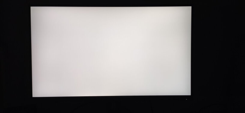 AOC27英寸插上之后感觉屏幕泛白是怎么回事，亮度调低之后还是感觉显示黑色和灰色一样？