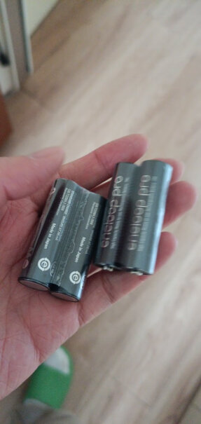 爱乐普充电电池转换筒适用BS1E/2BC是电池里的电是用完再充 还是直接冲？