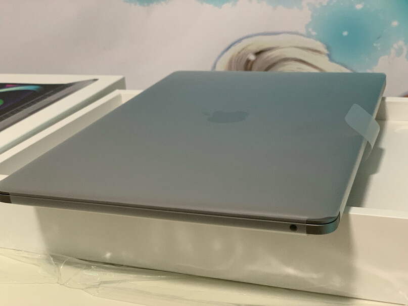 AppleMacBook问下 我比较纠结买air还是pro？我是口腔医学生，平时做PPT和看文献，不开发软件，纠结中？