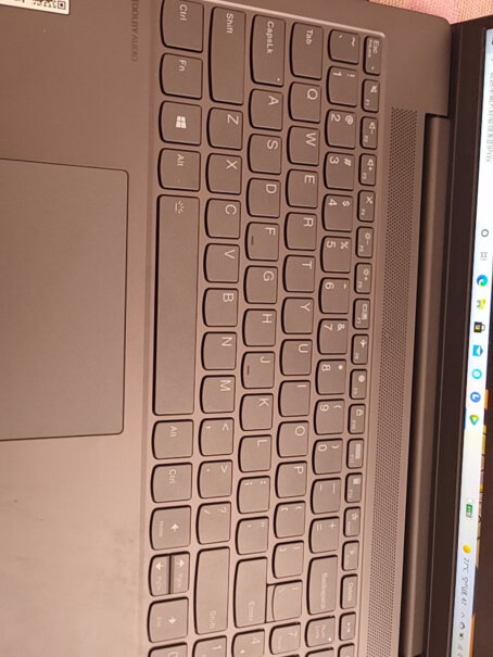 联想小新15款超轻薄办公游戏笔记本电脑想问一下有什么颜色，都是黑色的吗？我想要个银色？