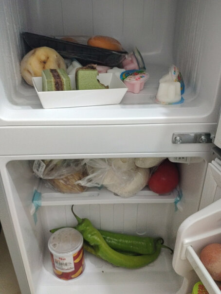 韩国现代迷你冰箱小冰箱小型电冰箱双门家用宿舍冷冻冷藏节能有亲的冰箱，保鲜那里会结吗？