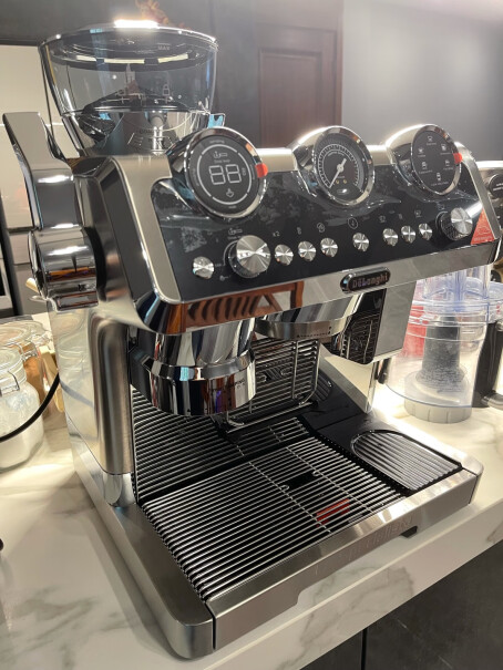 咖啡机德龙咖啡机骑士系列半自动咖啡机评测数据如何,3分钟告诉你到底有没有必要买！