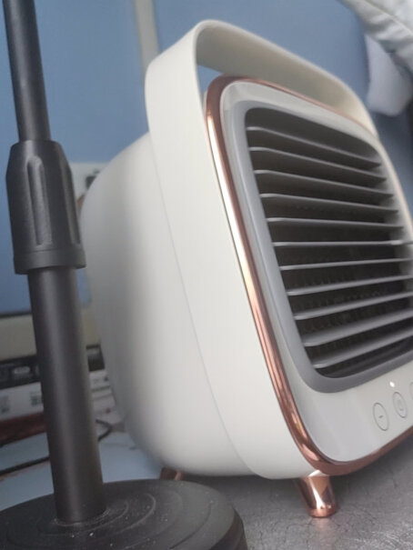 摩飞电器取暖器迷你暖风机家用办公桌浴室亲肤便携冷暖二合一MR声音真实的说有多大？？？