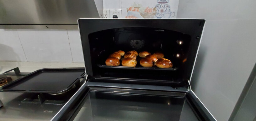 东芝微波炉家用智能微蒸烤一体机做菜方便吗，哪里能找到视频教程呢？