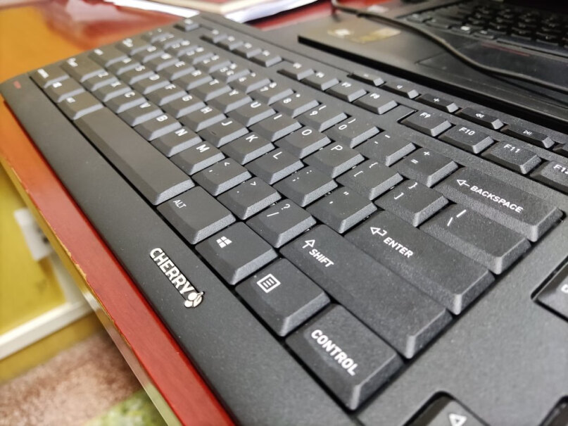 CHERRY键盘樱桃DW2300无线键鼠套装简洁轻薄评测结果好吗？功能介绍？