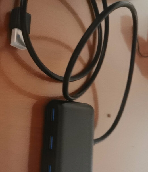 绿联USB3.0分线器4口HUB+2米线4t移动硬盘直接插能用吗？