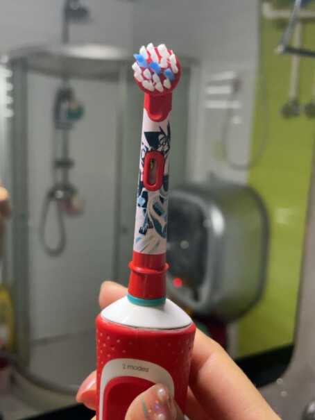 欧乐B儿童电动牙刷头4支装这个儿童牙刷头与博朗，型号3757的充电单器能共用吗？