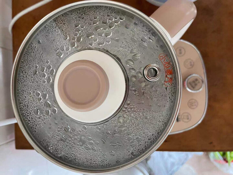 小熊养生壶热水壶煮茶器煮茶壶壶里有味吗？