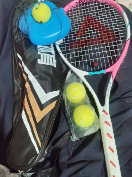 匹克网球拍初学者碳复合回弹训练套装球怎么绑在绳子？