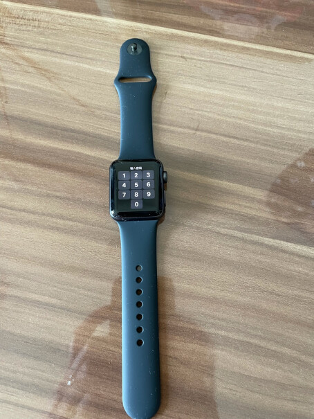 苹果Watch S3 商务灰蓝牙手表能不能插卡？