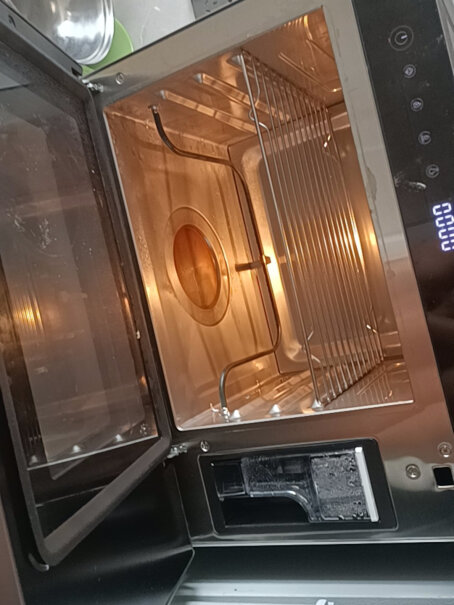 华帝蒸烤箱一体机台式电蒸箱这个跟G18有什么区别？