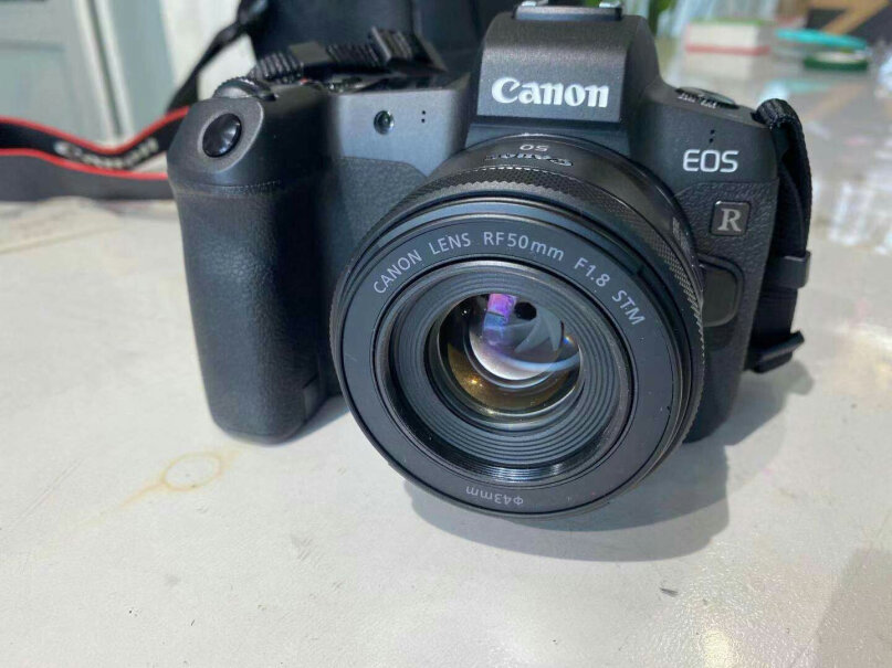 镜头佳能RF70-200mm F2.8 L IS USM微单远摄镜头评测数据如何,评测哪一款功能更强大？