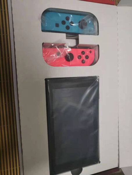 任天堂SwitchNS掌上游戏机续航加强版送的赠品什么时候到？