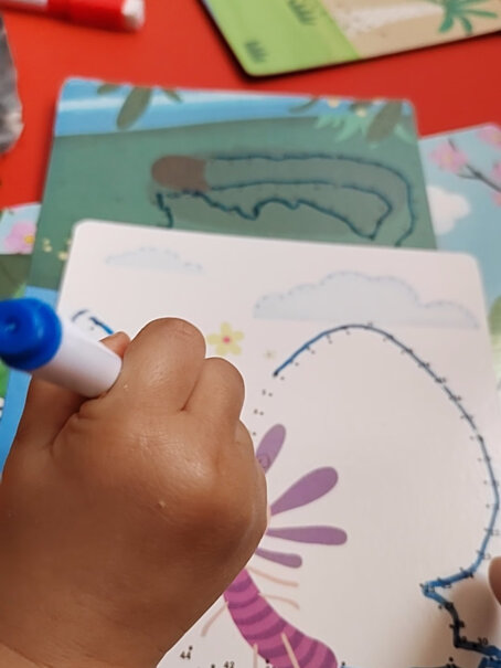 汉状元 控笔训练描红玩具孩子五岁两个月了，现在买还合适吗？