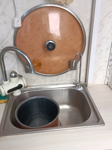 九阳厨房超滤净水器家用直饮不锈钢厨下净水机带水龙头废水多吗？