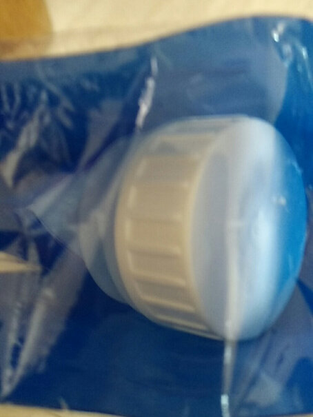 卡瓦图旅游手提水袋折叠水桶便携塑料水袋户外运动水袋10L结实？有味？