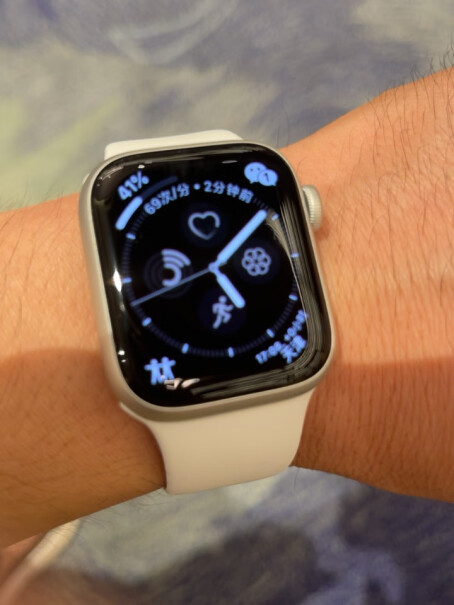 Apple Watch S8 银色金属表壳白色表带「GPS」评测质量好不好？良心评测！