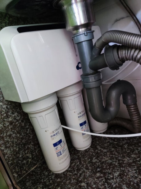 沁园超滤机净水器家用直饮不插电五级过滤净水机你好，是双出水吗？