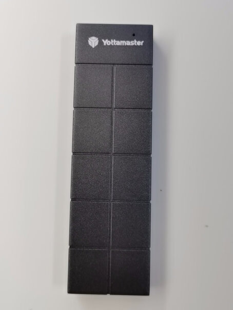 硬盘盒Yottamaster M.2 NVMe移动硬盘盒 NVM1功能真的不好吗,值得买吗？