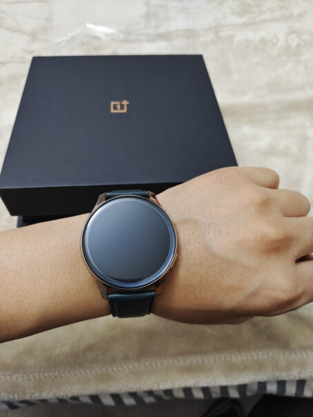OnePlus 智能户外手表可以收钱吗？