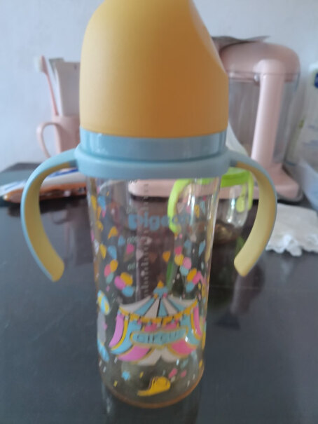贝亲（Pigeon奶瓶自然实感第3代奶瓶这个ppsu直径和玻璃款一样么？