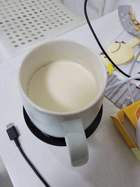 小熊陶瓷杯保温杯垫电热杯垫水杯恒温加热器你好 这个可以热酸奶吗 ？