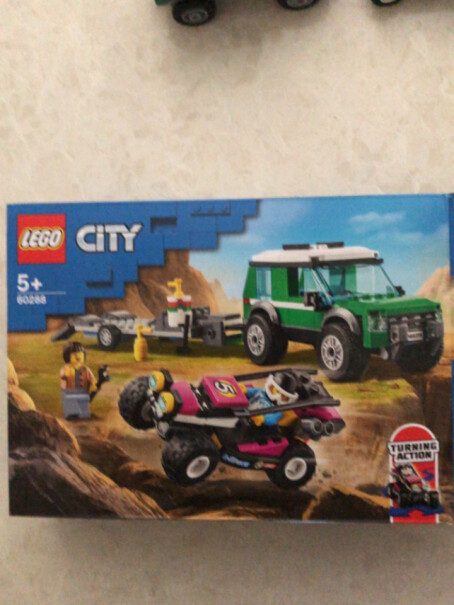 乐高LEGO积木城市系列CITY32岁的男孩适合吗？