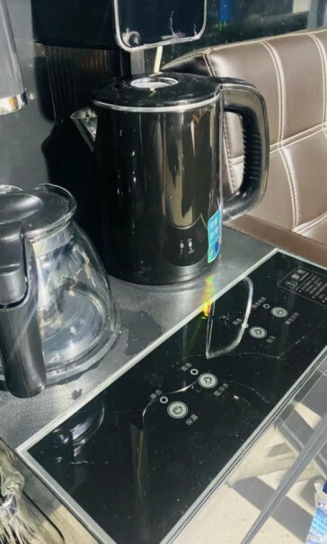 美菱茶吧机有塑料味吗？