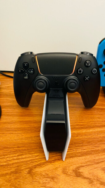 索尼PS5游戏机可以玩GTA5吗？