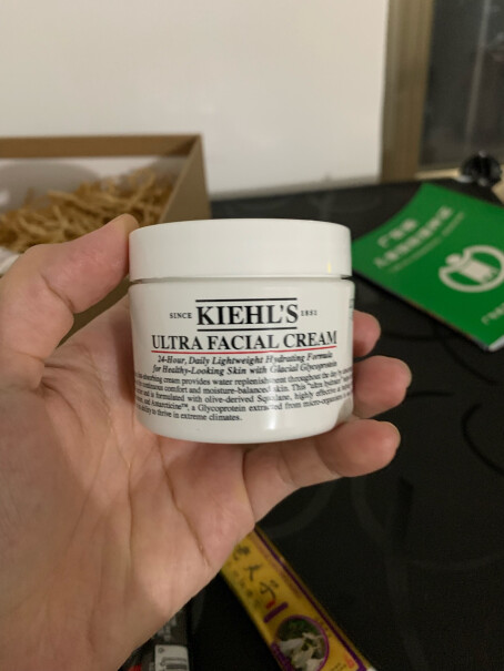 您好请问皮肤油。但是冬天会干的皮肤 可以使用吗这款？