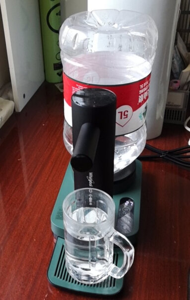 美国惠而浦即热式饮水机家用迷你小型速热台式饮水机大于5L的桶可以用吗？