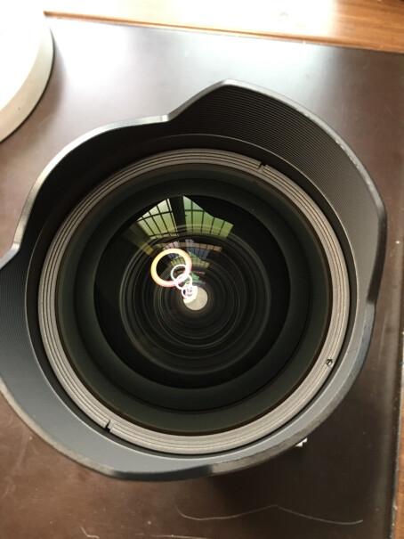 尼康24-70mm人像镜头这个镜头D90能用吗？