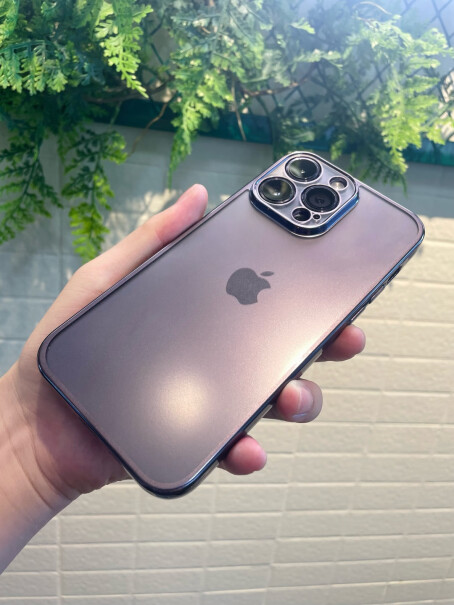 图拉斯iphone14promax手机壳苹果14promax保护套半透明磨砂超薄防摔磁吸充电男女款质感怎么样？