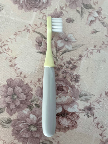小浣熊儿童牙刷3支装3-9周岁软毛牙刷这款电动牙刷适合多大宝宝使用？