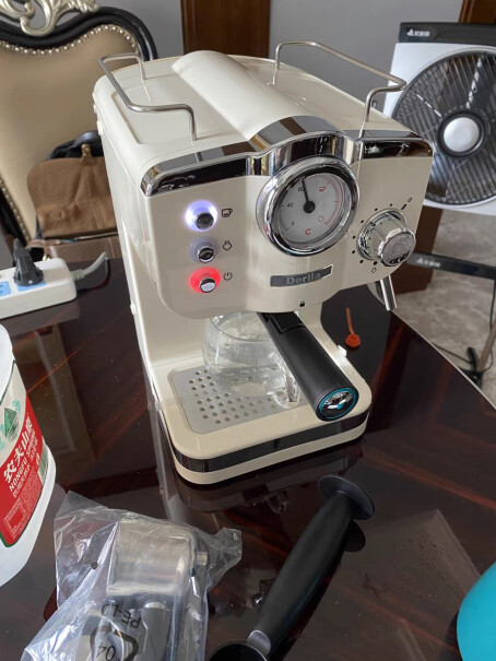 咖啡机德国Derlla意式咖啡机家用半自动复古泵压式奶泡一体机复古为什么买家这样评价！网友诚实不欺人！