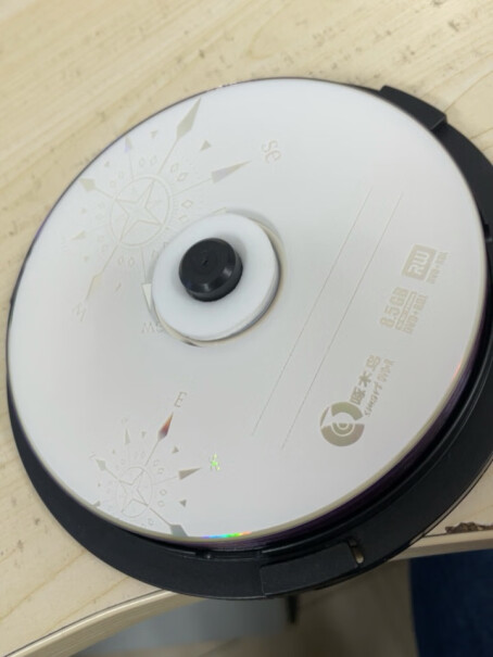 啄木鸟DVD+R可以用软碟通吗？