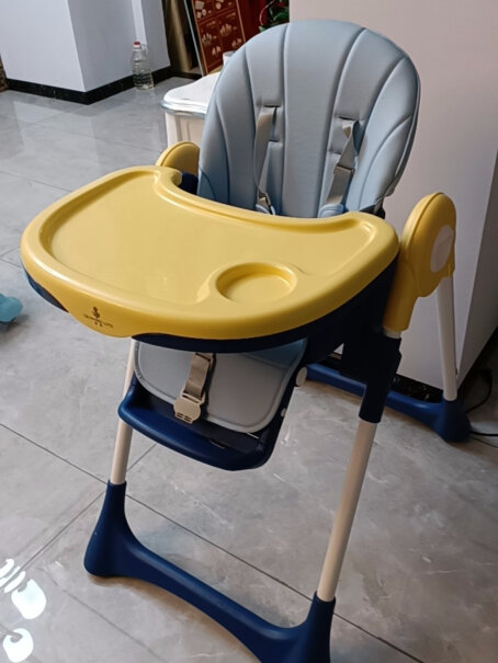 蒂爱宝宝餐椅儿童餐椅便携可坐可躺宝宝椅婴儿餐桌有毛刺么 质量可以么？