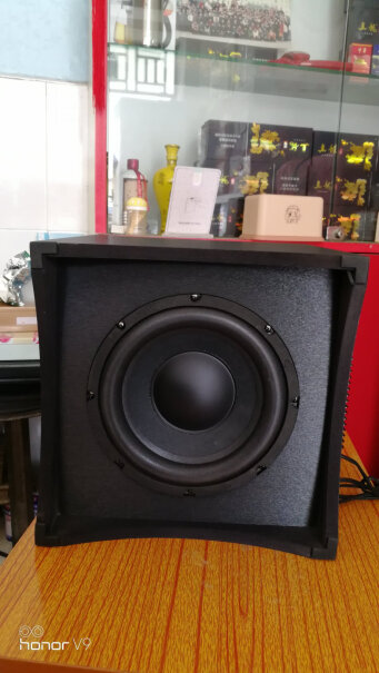 威斯汀W-28英寸超重低音家庭影院有源低音炮音响家用客厅音箱放在客厅音质怎么样？