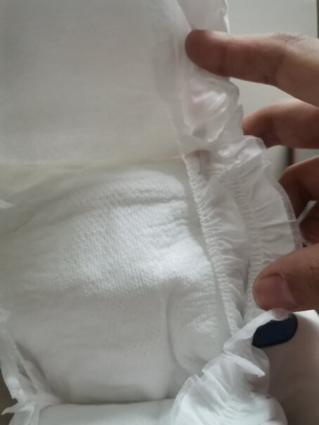 一朵国潮超薄婴儿纸尿片XL126片柔薄透气秒吸这款和纸箱那款有什么区别？