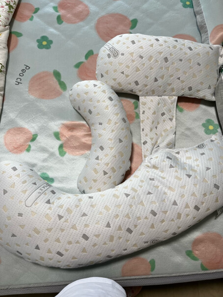 多米贝贝孕妇枕U型侧睡抱枕多功能托腹靠枕孕期几个月可以买呢。需要使用呢。？