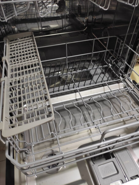 华凌10套洗碗机vie7家用嵌入式全自动台式消毒烘干好用吗？