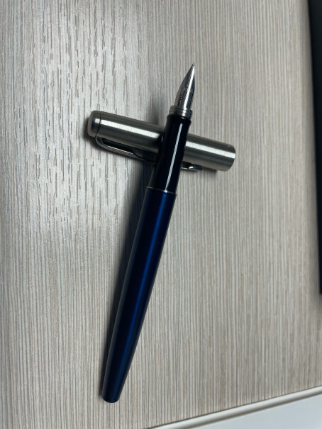 派克钢笔乔特系列中国腾龙墨水笔请问会刮纸么？