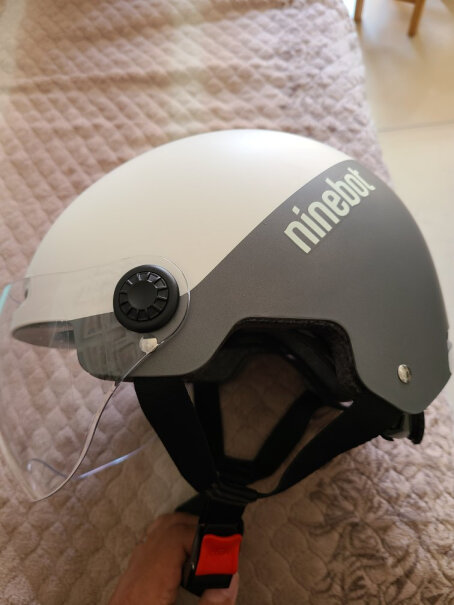九号四季可用3C品质头盔电动车半盔白色值得买吗？买前必看！