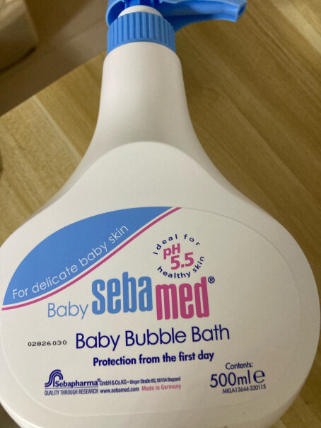 施巴Sebamed婴儿泡泡沐浴露200ml沐浴液孩子10岁可以用吗？