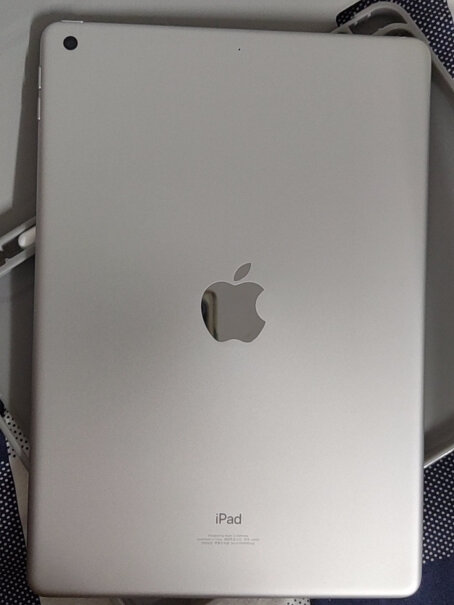 AppleiPad10.22021年款64GBWLAN平板大家买的，拍照清楚吗？
