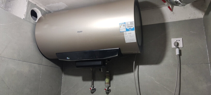 海尔60升电热水器家用储水式变频速热APP智控这款能看到水量吗？