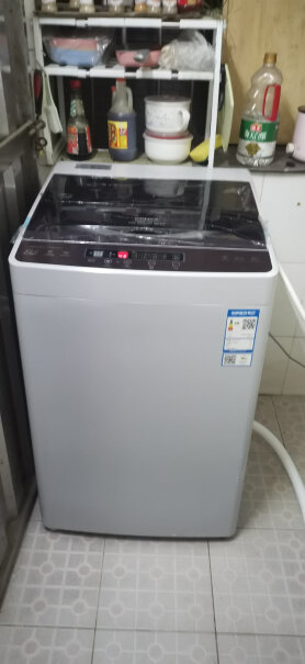 康佳洗衣机全自动8公斤波轮甩干脱水可以手动加水吗，老家没有自来水？