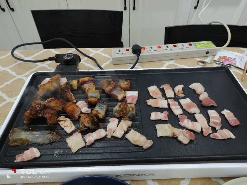 康佳电烧烤炉家用韩式铁板烧烤肉机烧烤架无烟电烤盘烤肉炉烤肉锅怎么样，热的快不快有没有什么问题？