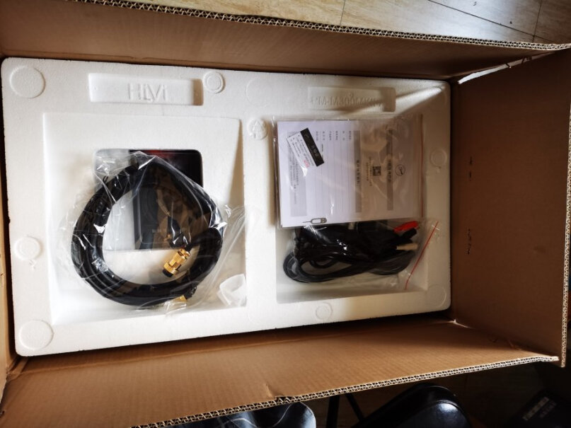 惠威D300有源HIFI音响多媒体无线蓝牙5.0书架箱这个跟去年产的H6三分频哪个音质好？谢谢大家分享！