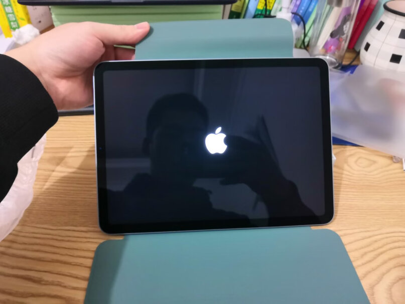 「教育优惠版」Apple iPad Air10.9英寸平板电脑（ 2020年新款 64GWLAN版感觉这个双11优惠力度好像不大，还不如818呢！